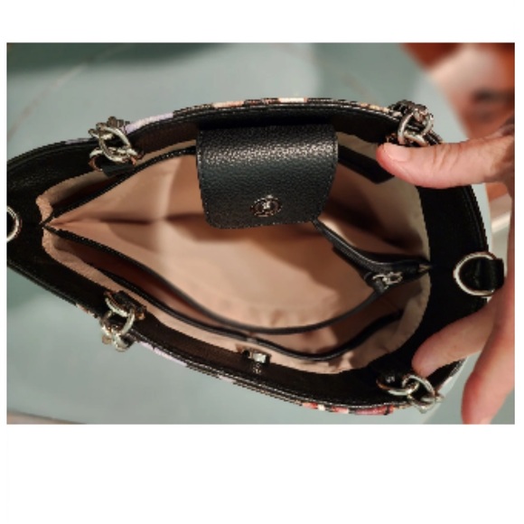 Dana Buchman small purse - Picture 4 of 4